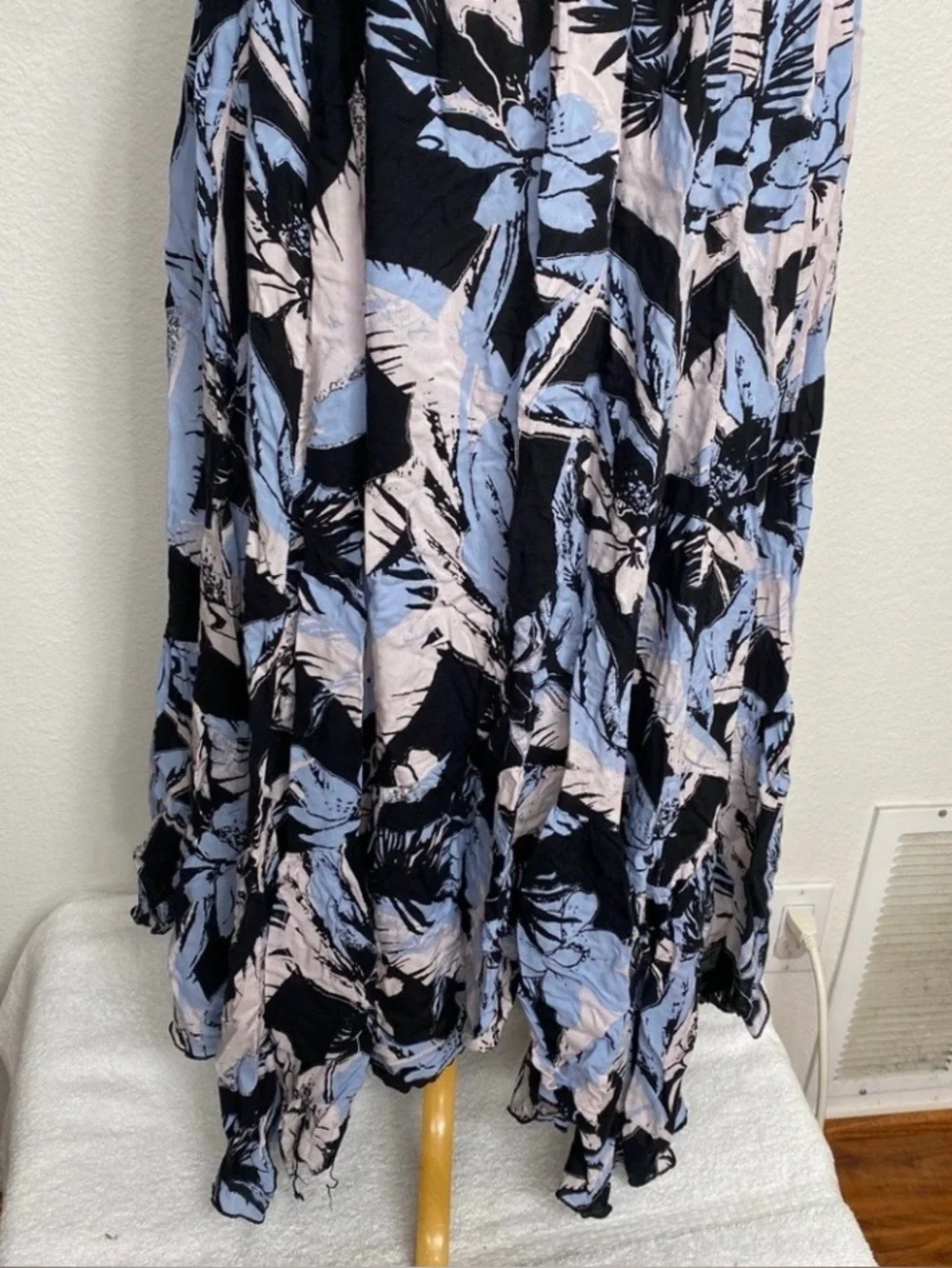 Free People Womens Blue Tropical Floral Smock Midi Dress Size Large Boho Coastal